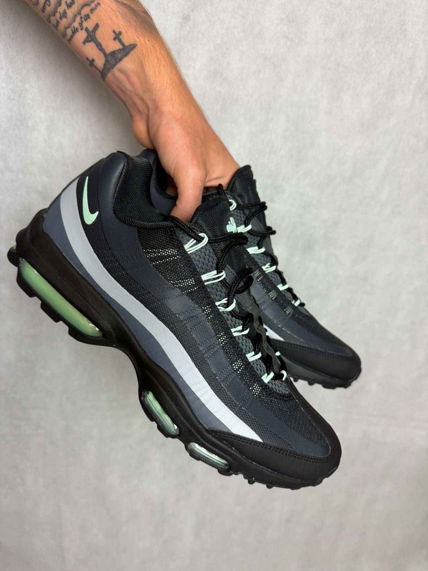 NIKE AIRMAX 95 ULTRA - GREY/ MINT FOAM