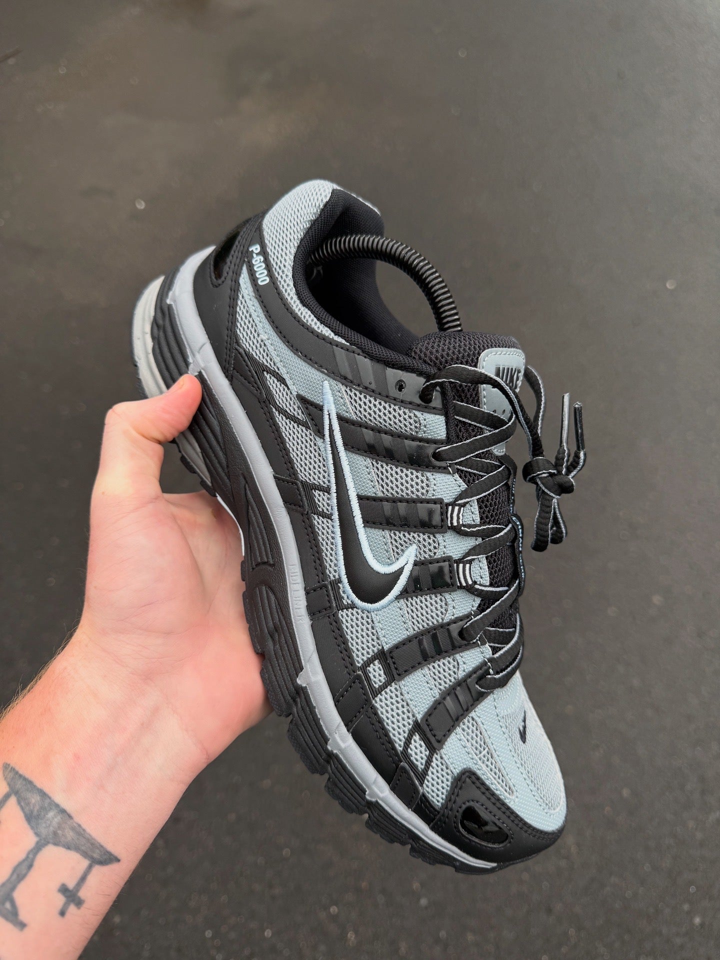 NIKE P6000 - WOLF GREY