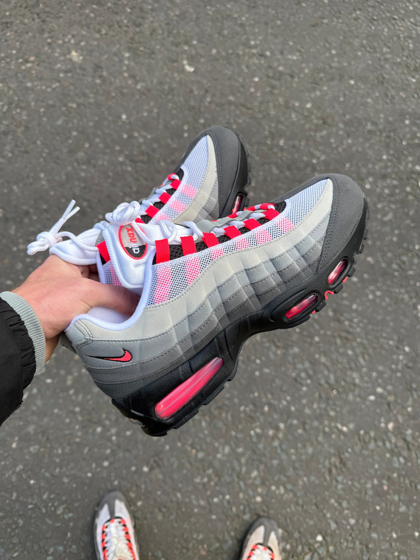 NIKE AIRMAX 95 - SOLAR RED 25’