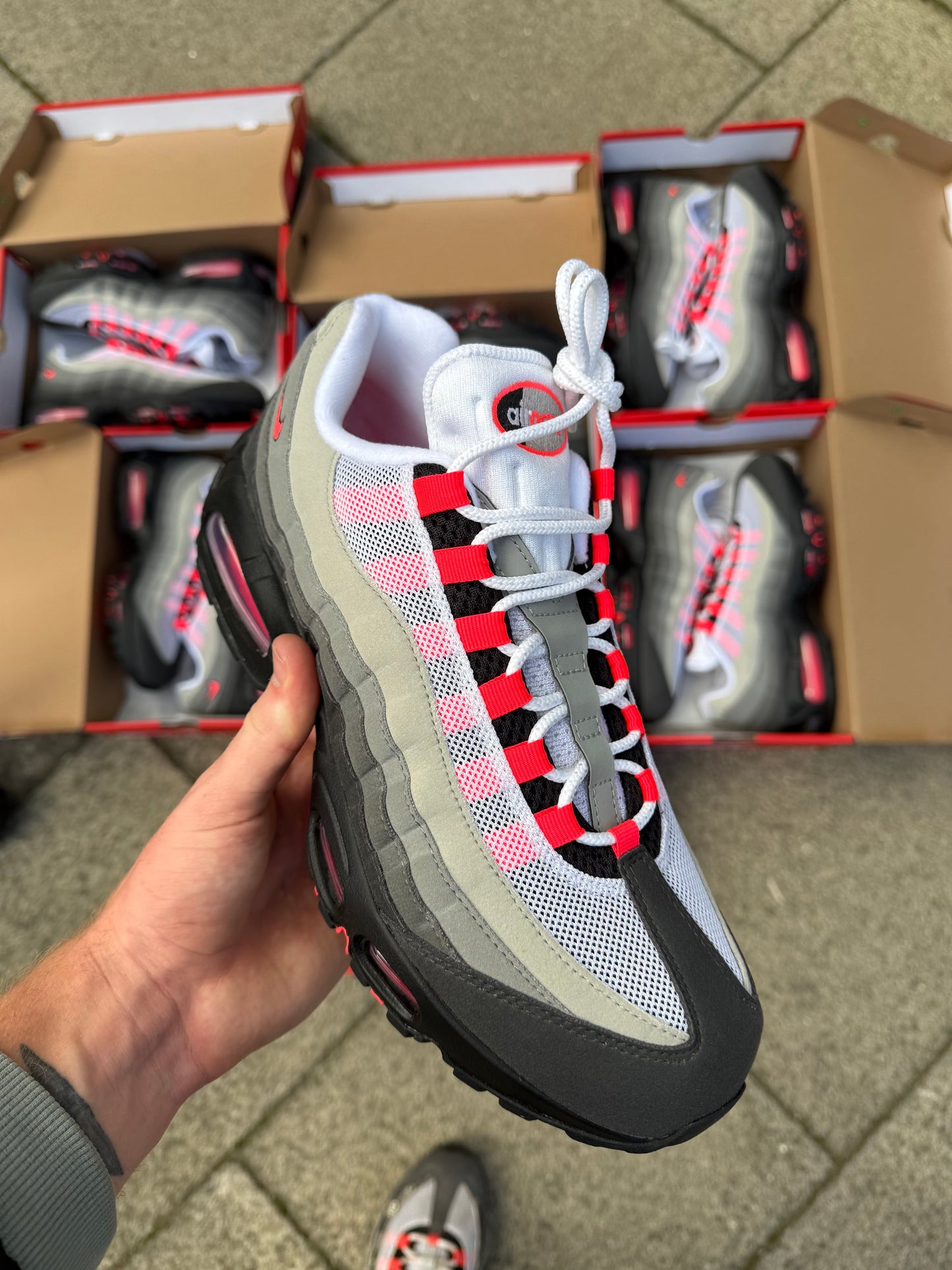 NIKE AIRMAX 95 - SOLAR RED 25’