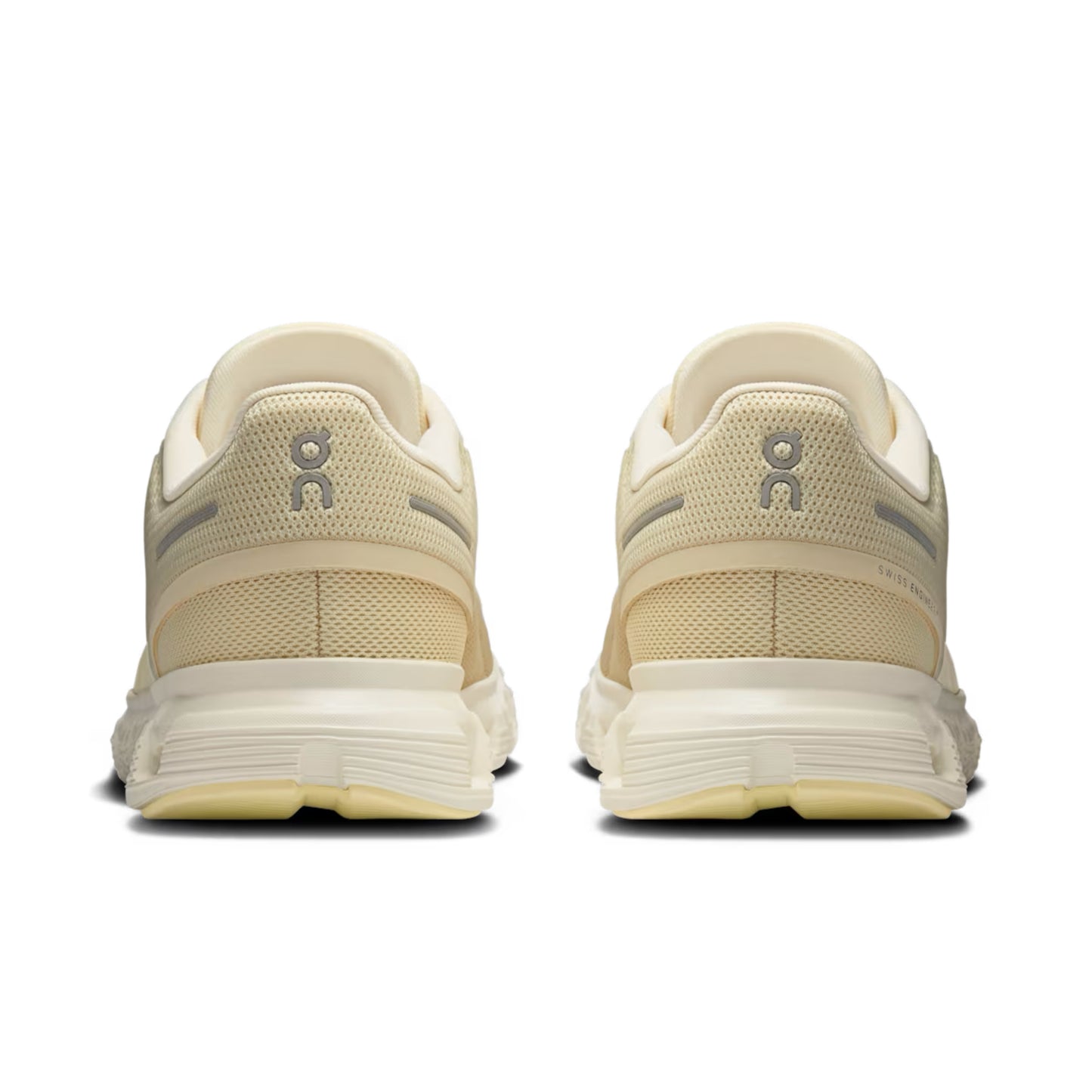 ON CLOUD 6 - Castor/Ivory